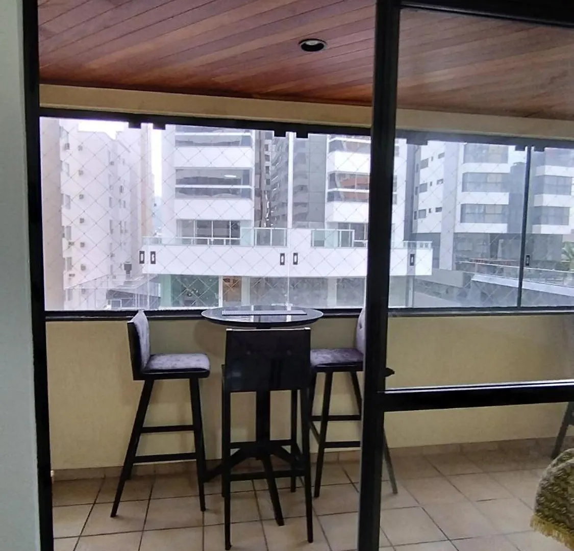 Apto 3 Dorm,Garage,150M Beach! Balneário Camboriú アパート